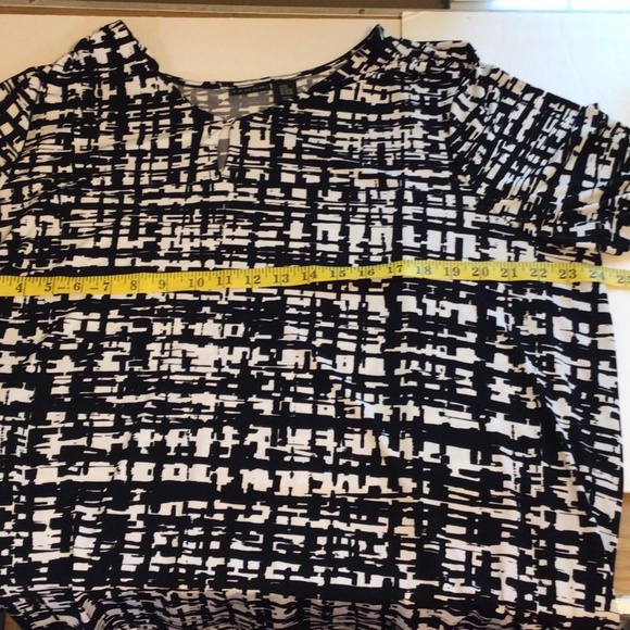 Tahari women's top black white size 2X long sleeve casual career stretch mature - Picture 7 of 12